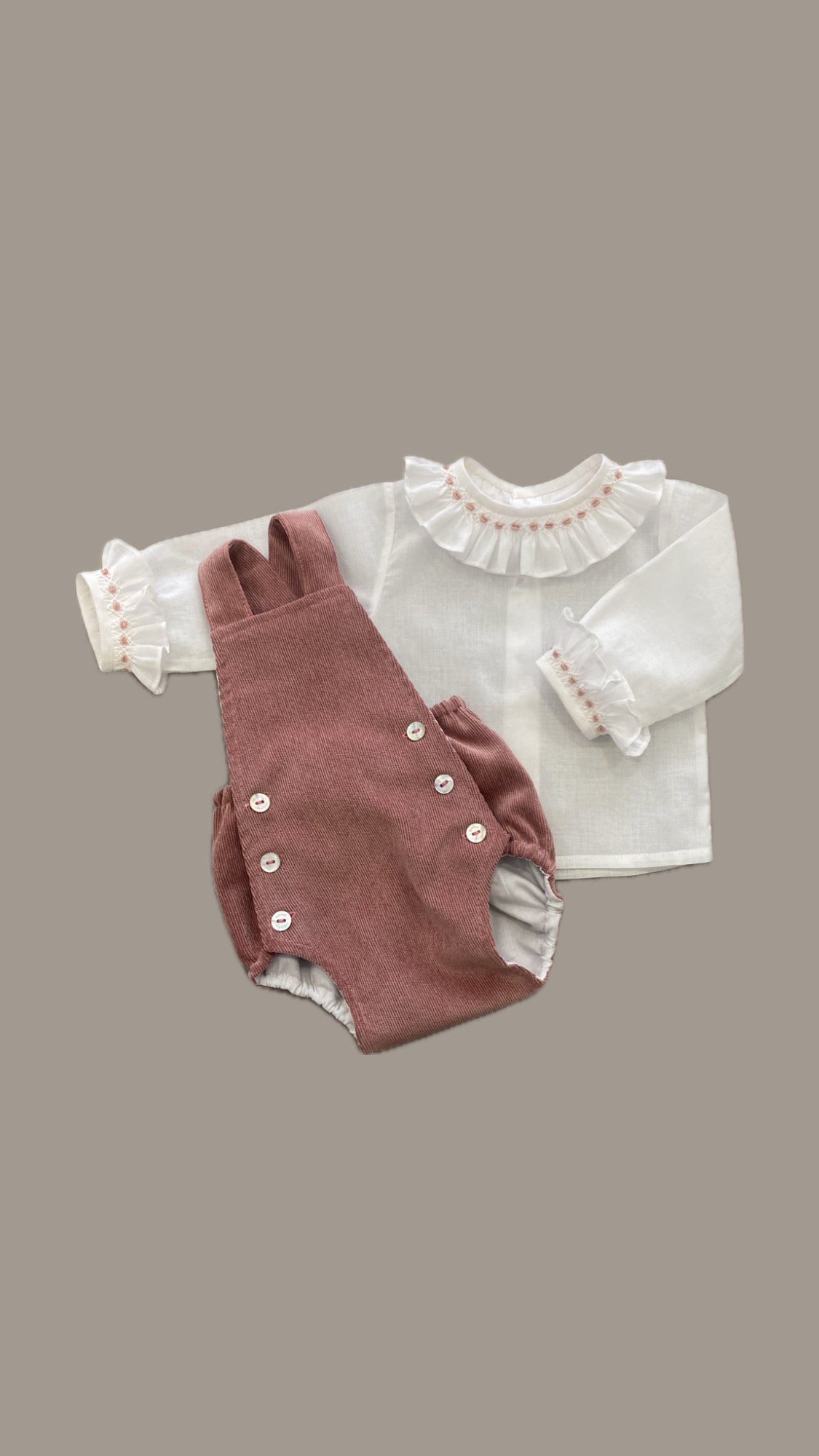 Camisita Bordada Nidos