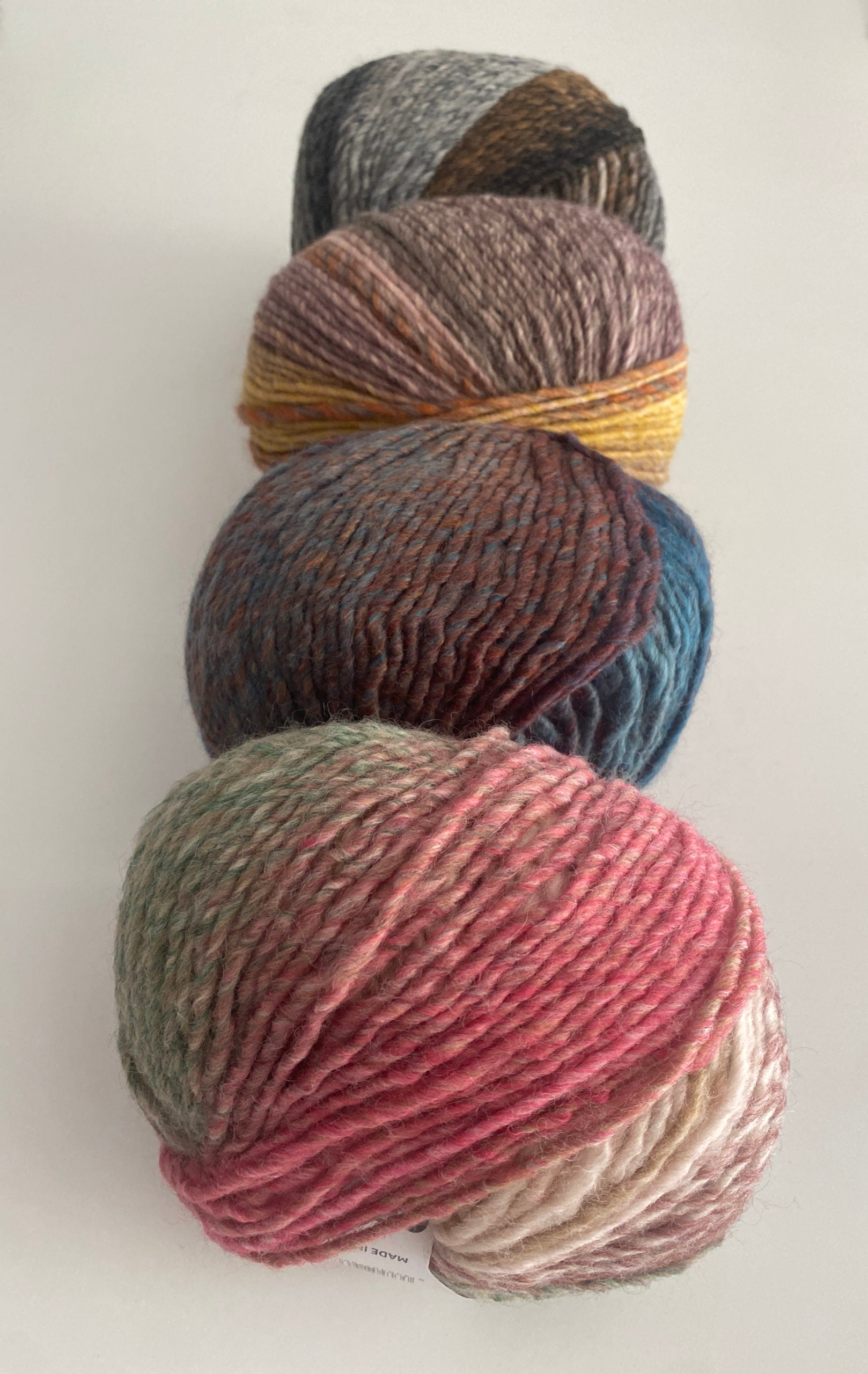 Lana Azteca (agujas 5,5)