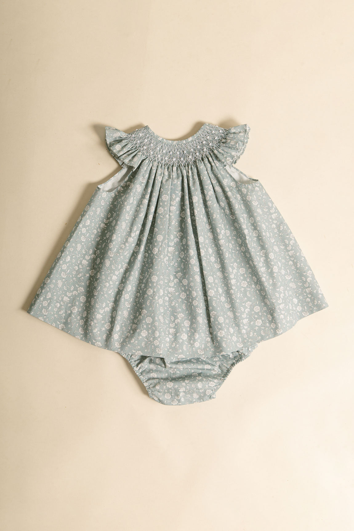 Jesusito Nidos Tela Clavel